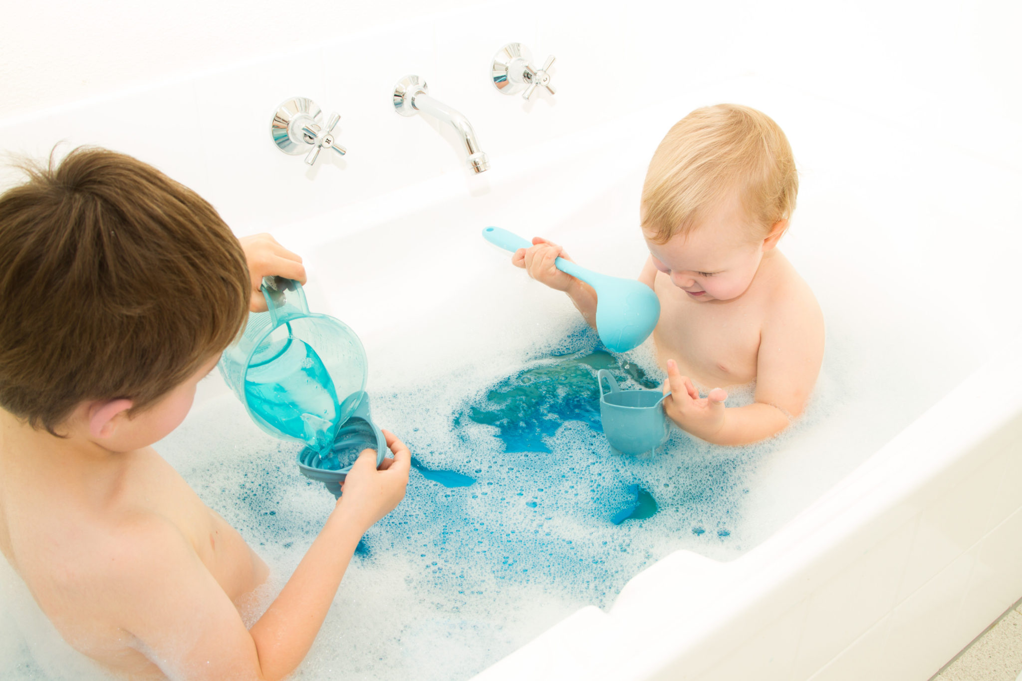 a-guide-to-washing-your-baby-s-hair-kiddies-kingdom-blog